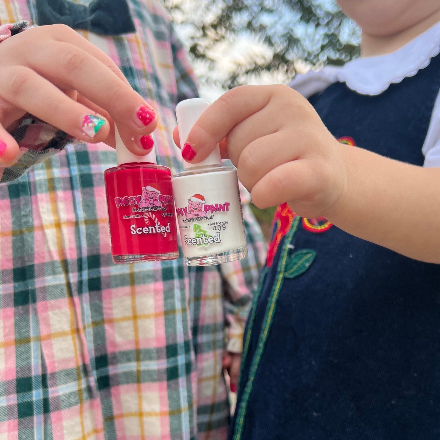 Scented Candy Cane Craze Gift Set - Kids Non-toxic Nail Polish