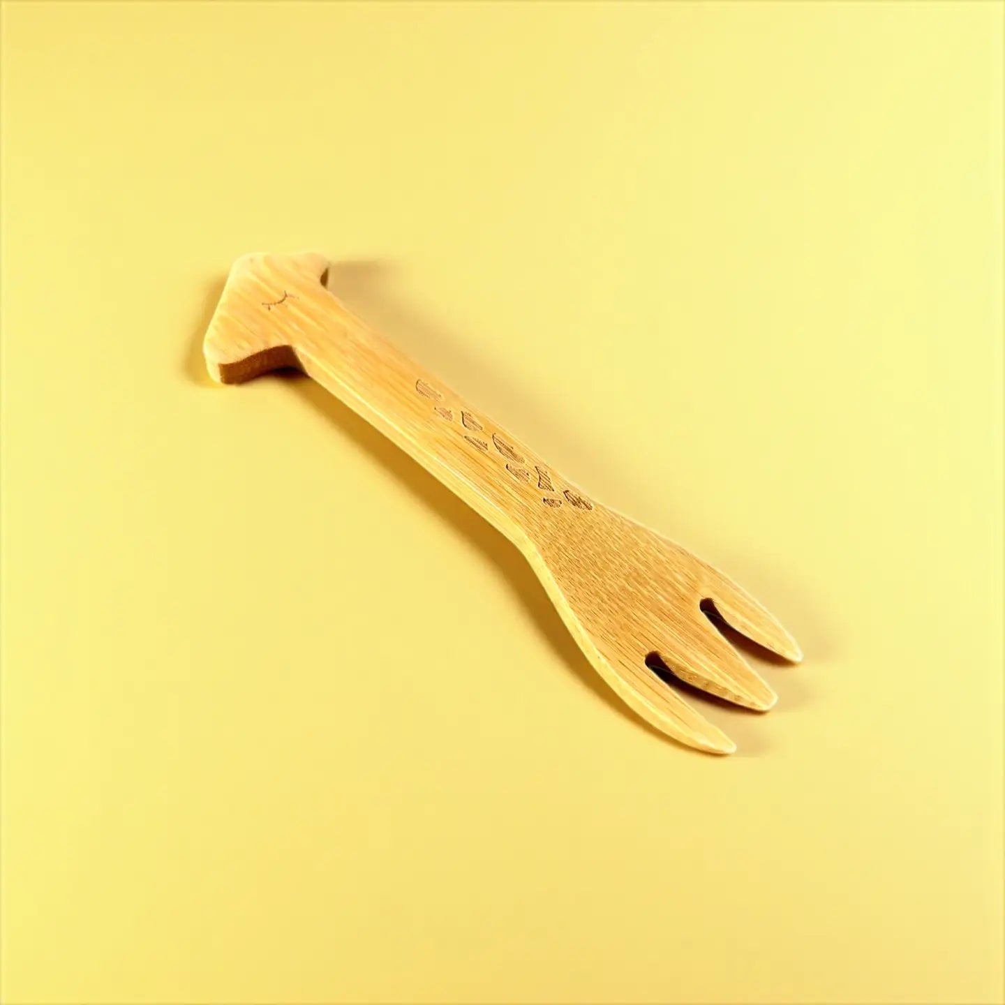 Bamboo Animal Kids & Toddler Utensils - Giraffe Fork - Bamboo Switch