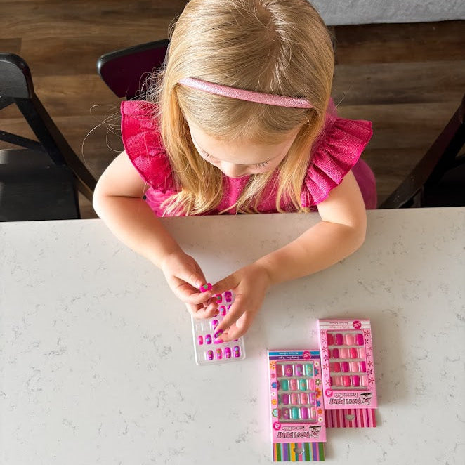 Piggy Press-on Nails Party 3-pack