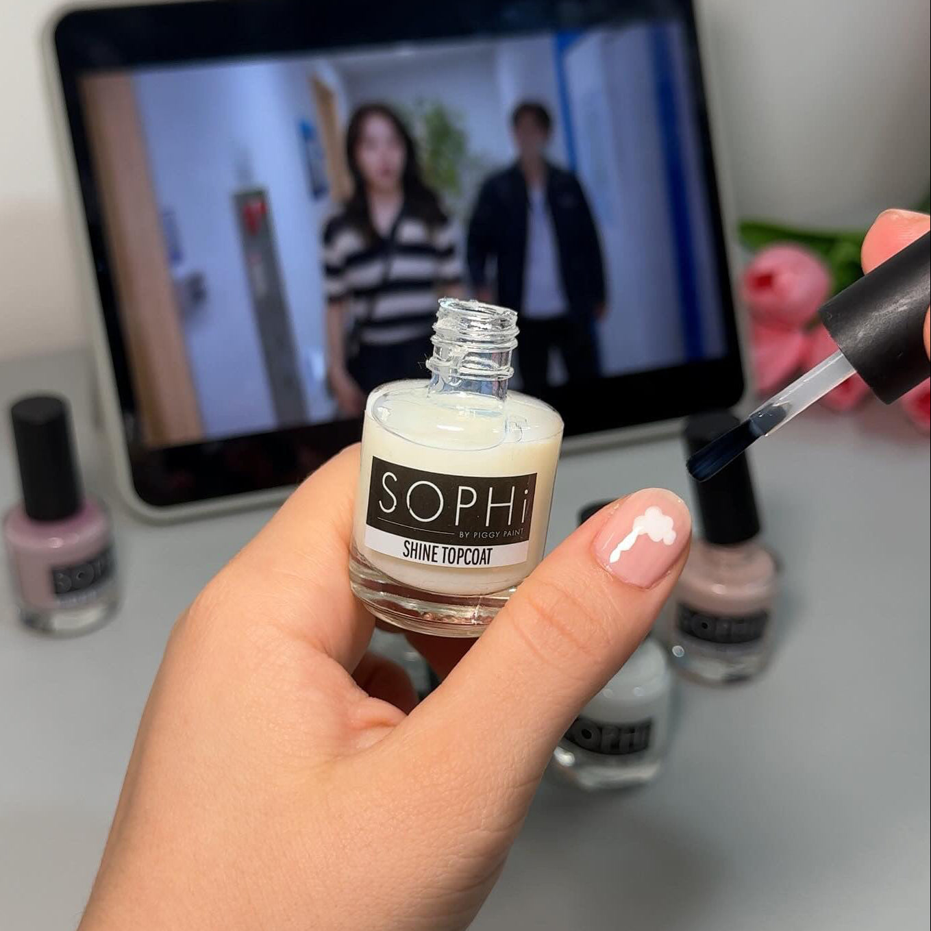 SOPHi Shine Topcoat